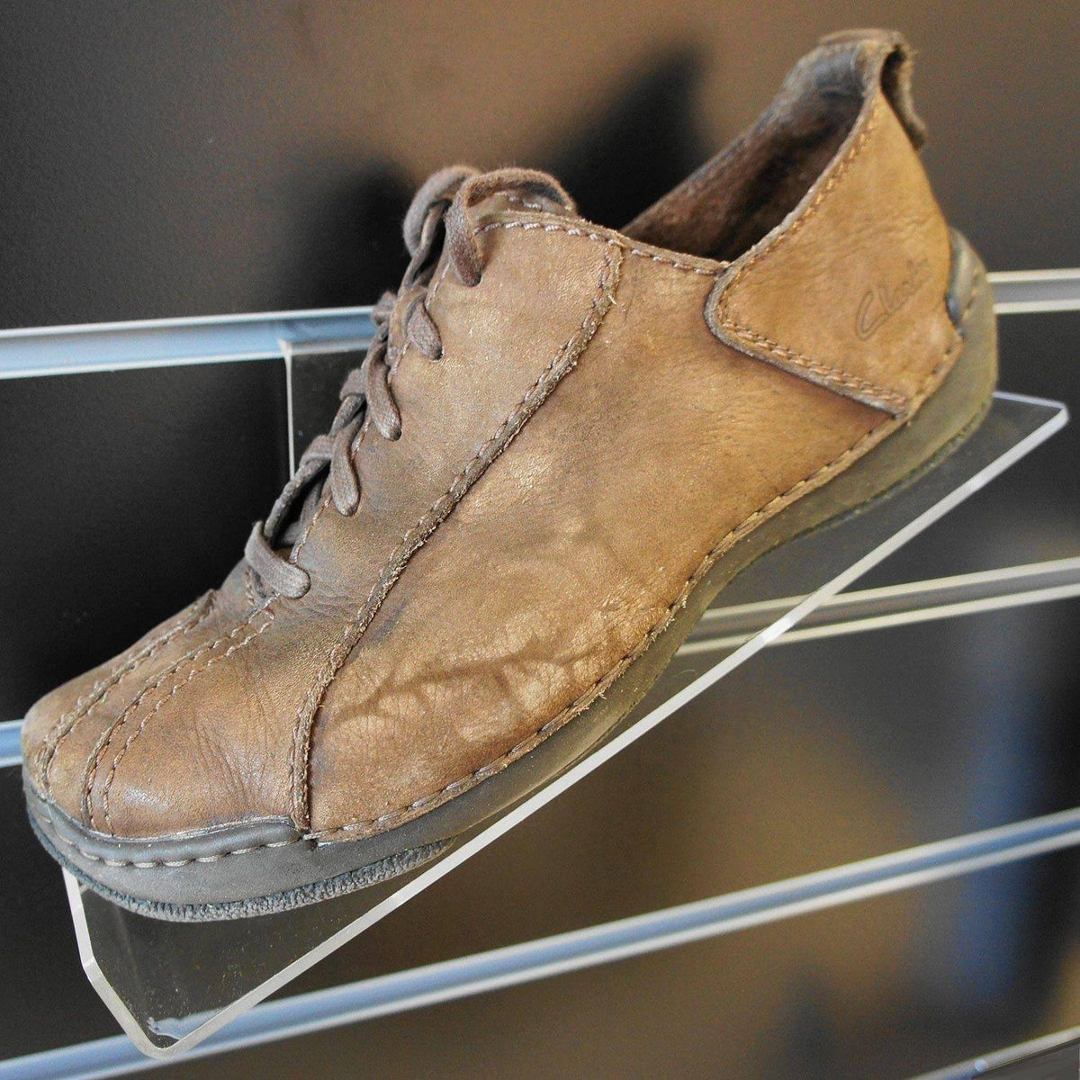Sloping Acrylic Shoe Shelf for Slatwall